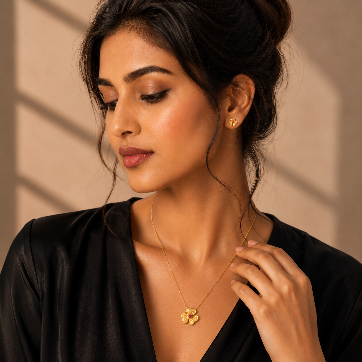 Roselle Bloom Pendant & Stud Set – 24K Gold Plated